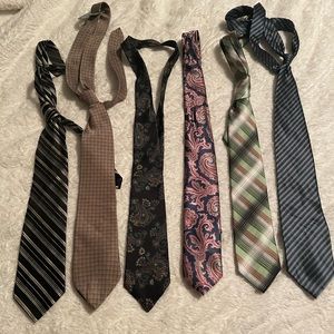 6 Ties of various brands.